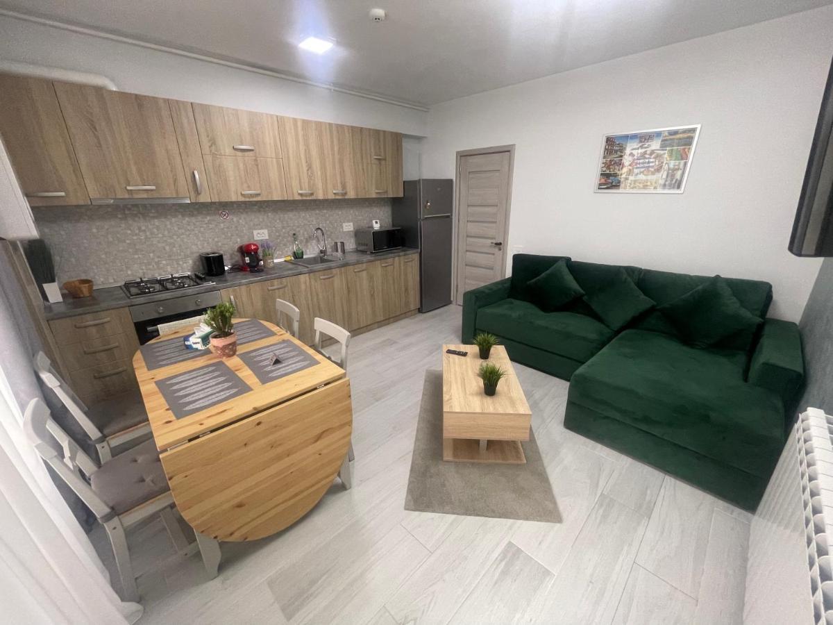 Velier Holiday Apartments Мамая Екстериор снимка