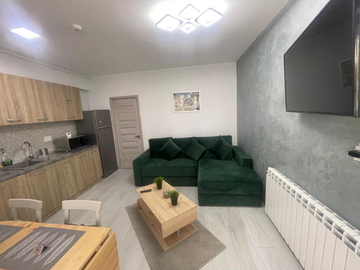 Velier Holiday Apartments Мамая Екстериор снимка