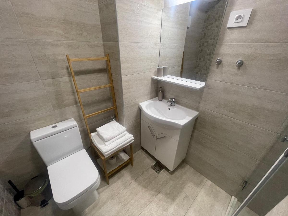 Velier Holiday Apartments Мамая Екстериор снимка